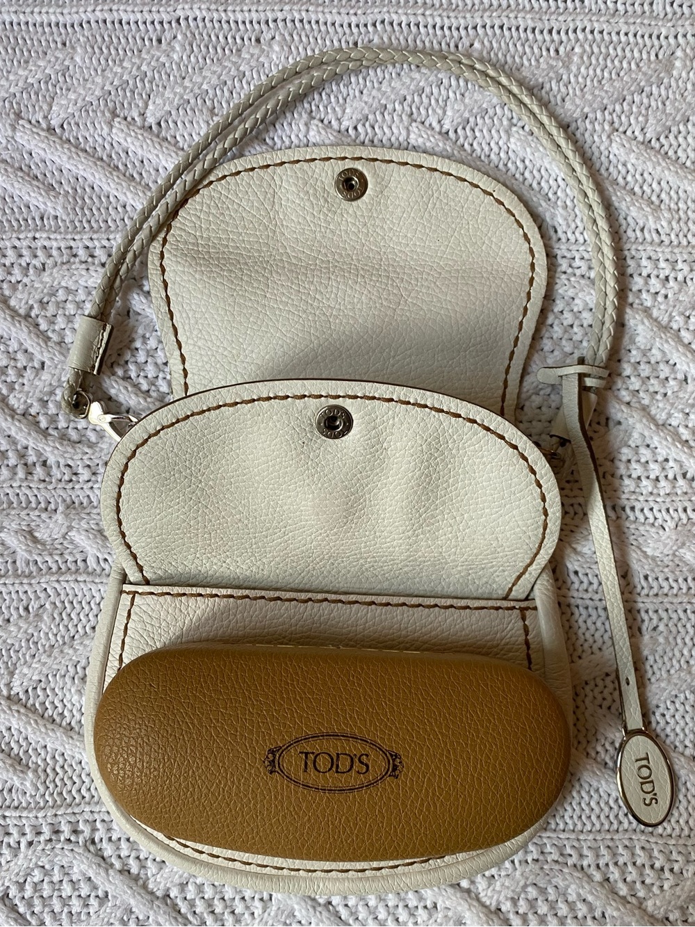 Tod’s Mini Saddle Bag - Picture 3 of 7